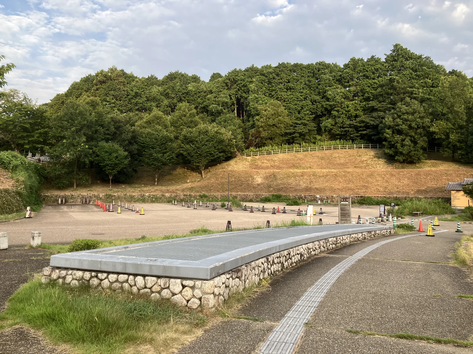 キトラ古墳周辺地区の園路と史跡内導線